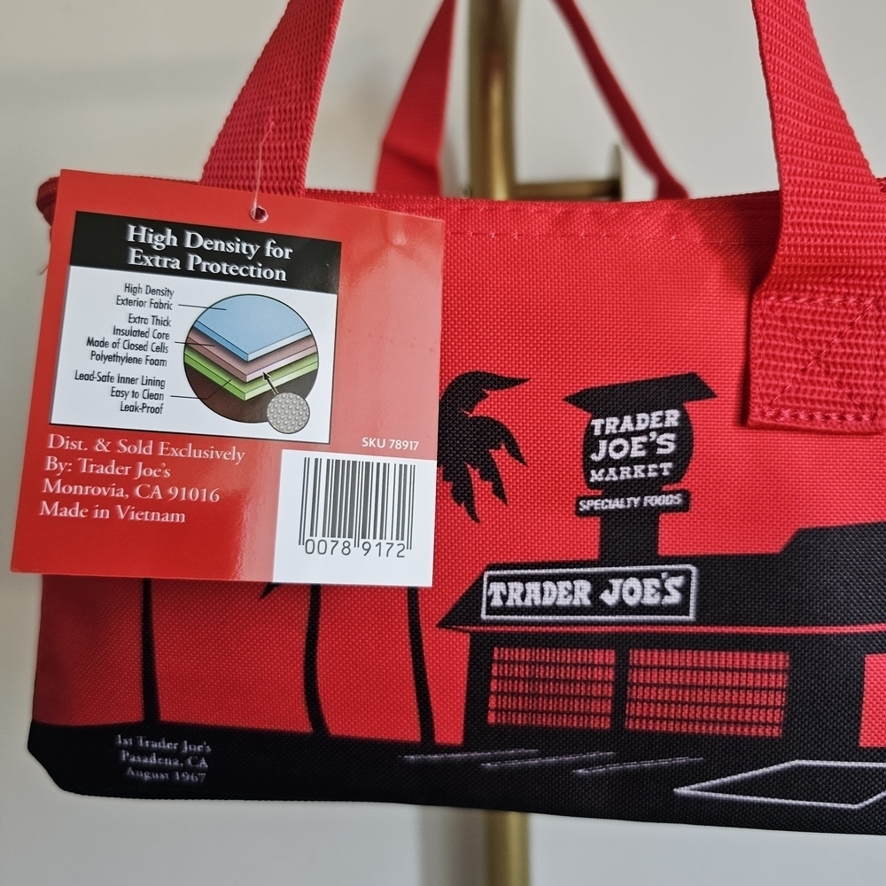 NWT TRADER JOE'S Red mini insulated Bag with Palm Trees Design